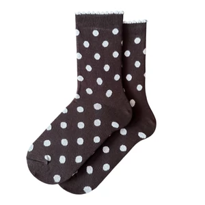 Női bokazokni sötétbarna-fehér pöttyök