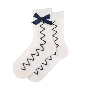 Női bokazokni fehér alap-nagy szatén masni